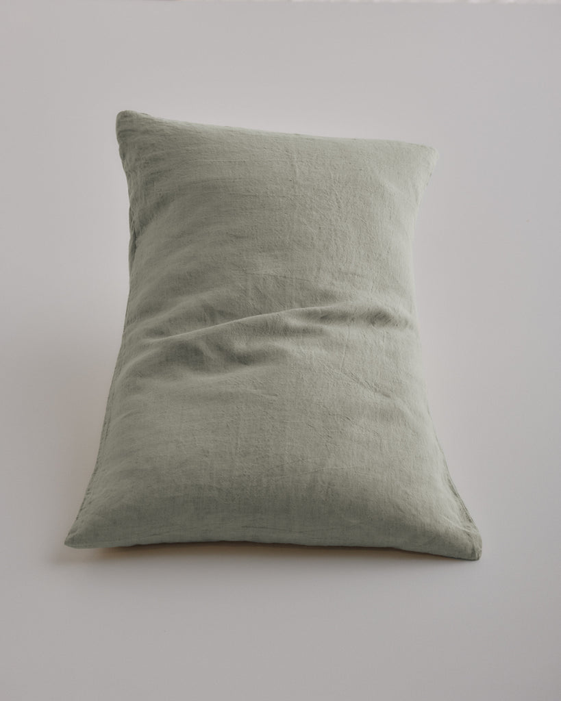 Hale Mercantile Basix Linen Pillowcase